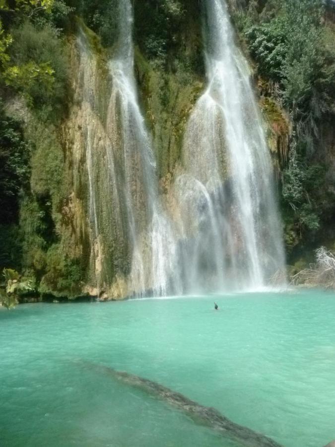 Suite Avec Jardin Entre Aix En Provence, Luberon Et Verdon Peyrolles-en-Provence Ngoại thất bức ảnh