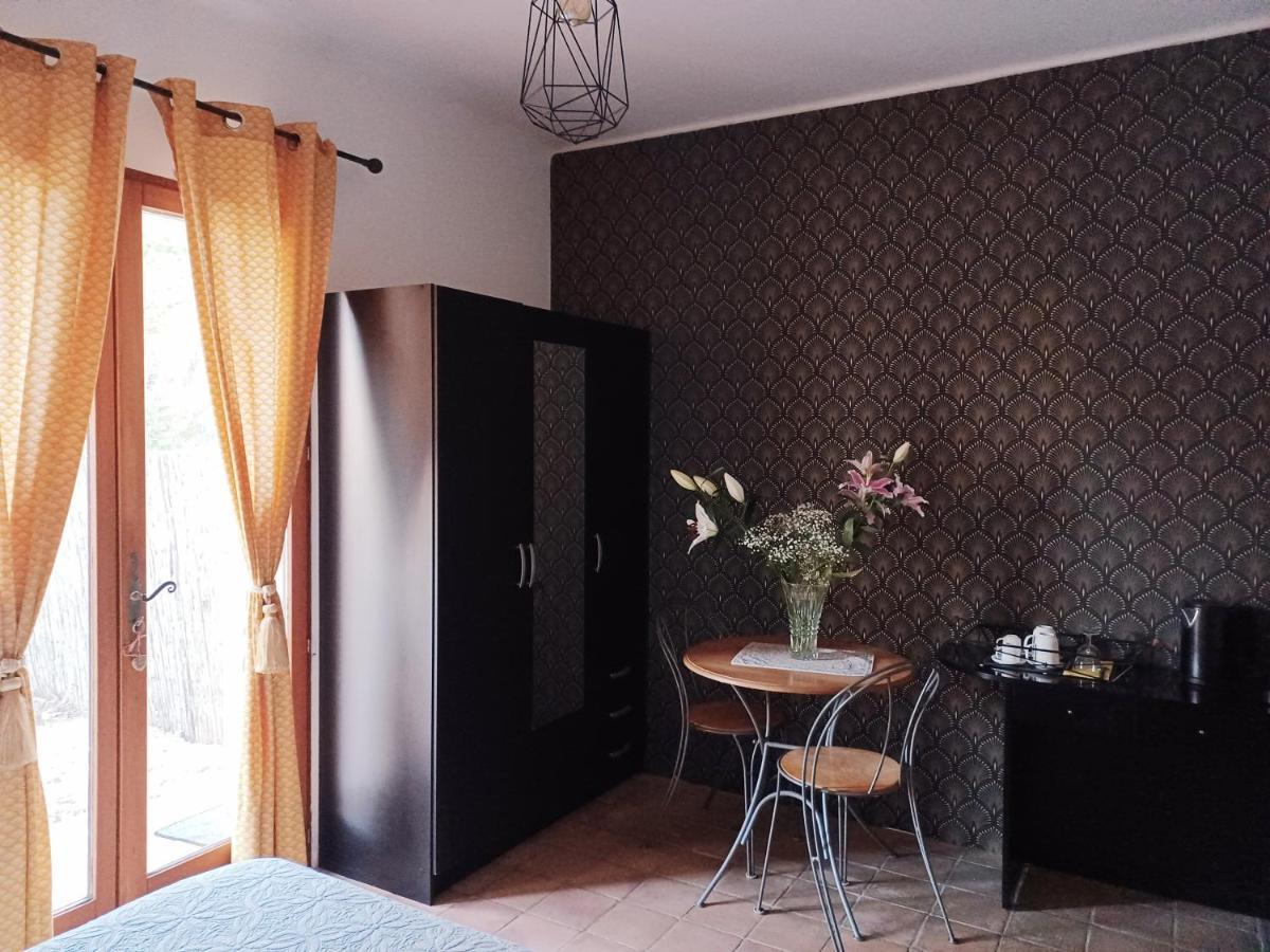 Suite Avec Jardin Entre Aix En Provence, Luberon Et Verdon Peyrolles-en-Provence Ngoại thất bức ảnh